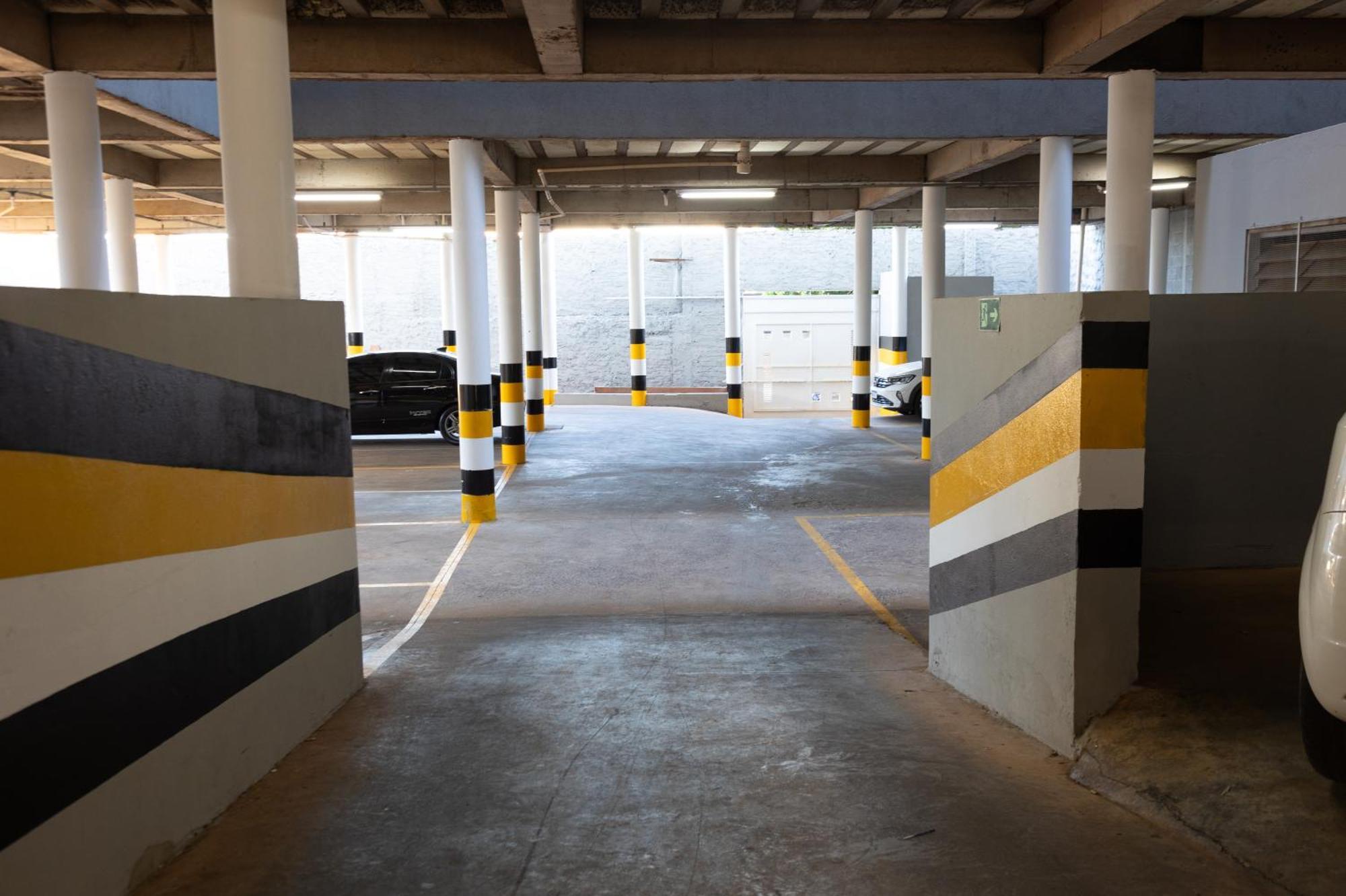 Bombonato Hotel - Facil Acesso Ao Aeroporto E Parque De Exposicoes Abcz Uberaba Exterior foto
